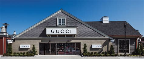 gucci woodbury commons prices|Woodbury Commons Gucci outlet.